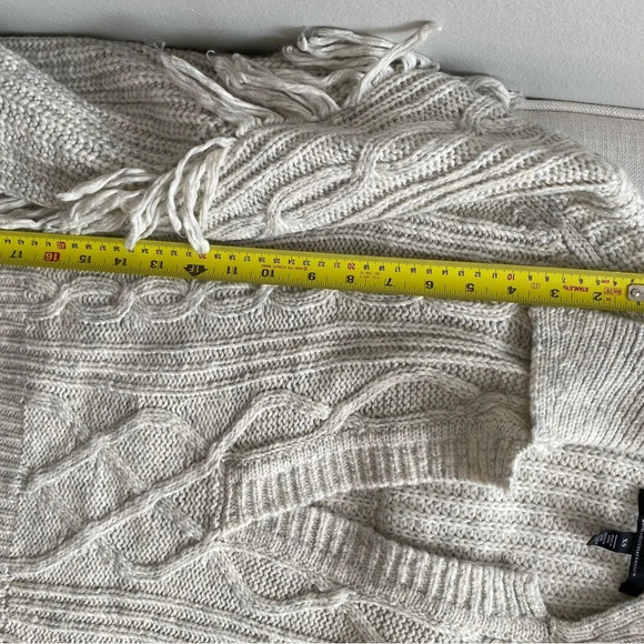 WHITE House Black Market Oversized Polo Sweater with Fringe Size XS - Picture 14 of 16